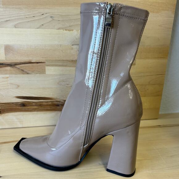 Princess Polly Barcelona Crinkle Taupe Patent Leather Boots W8 - Picture 10 of 12